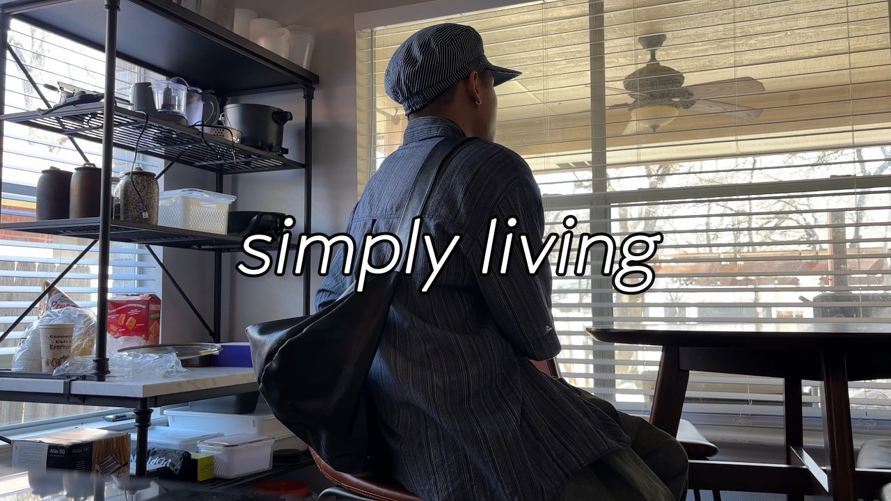 video diaries of a 20 y/o living in austin | a slow week working 3 jobs | family visiting