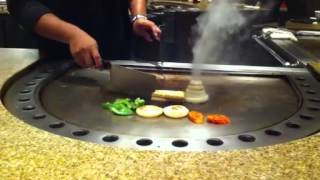 Guam Restaurants - Joinus teppanyaki cuisine fire show