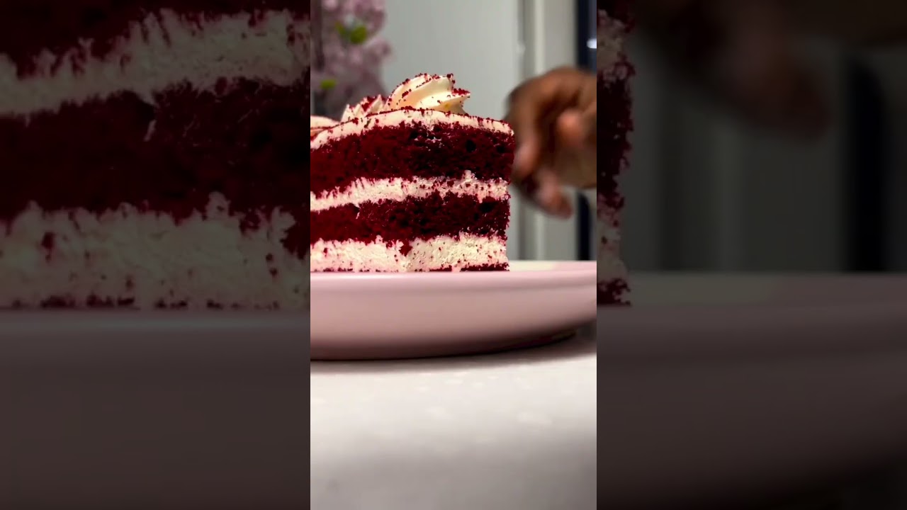 Have you visited our branch in Oxford Street? 🐣🍰 