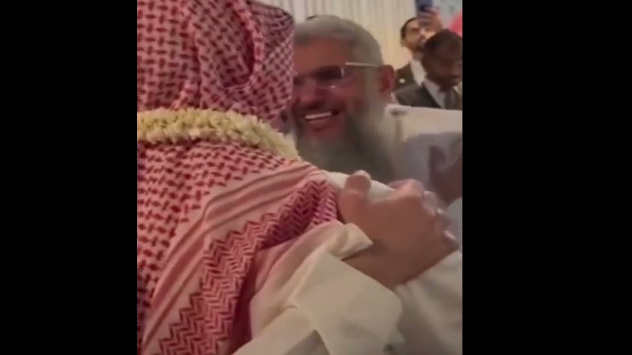 لحظة وصول حميدان التركي المطار واستقبال أهله والشعب السعودي بالدموع والفرح 🇸🇦🤍