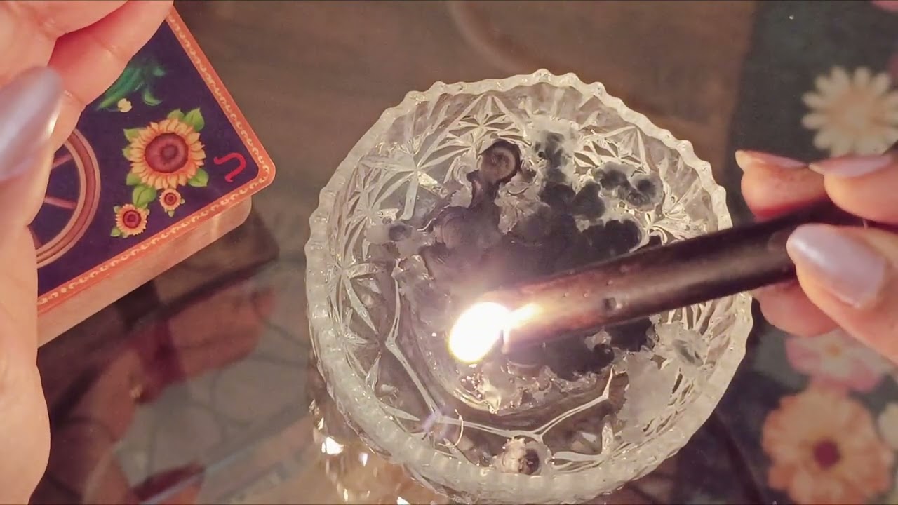🕯️⚡✨💫 Гадание по восковым свечам: раскрытие экстрасенсорных посланий 🕯️⚡✨💫