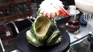 McCoy Frog Planter  (booth#28)