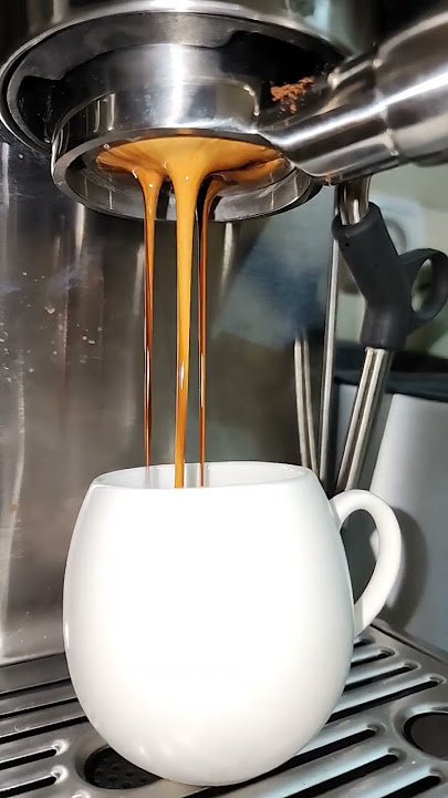 don't do this! bottomless portafilter #espresso #shorts