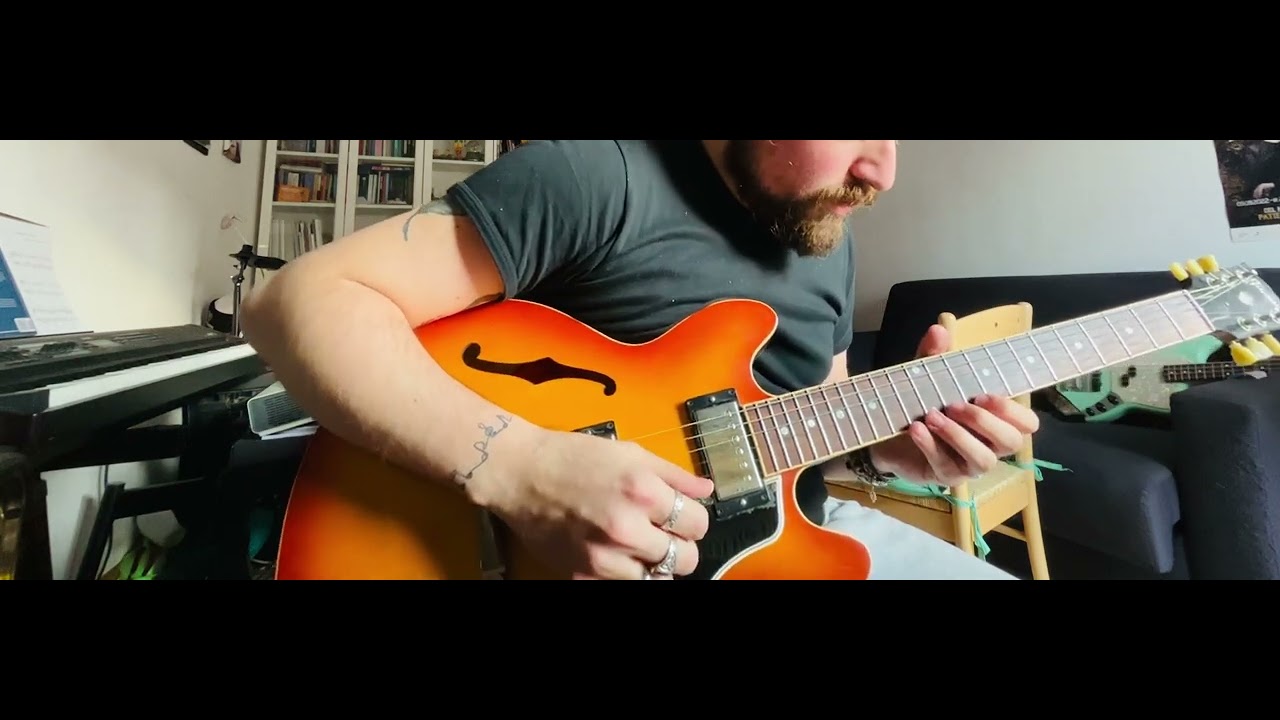 Four - Vinz (Doug Raney solo) - YouTube