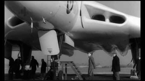 Vulcan Barrel Roll Farnborough 1955 [HQ]