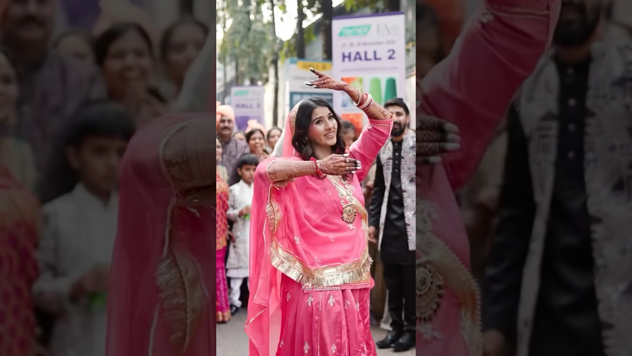 Gujarati Girl Surprises Marwadi Groom | Indian Wedding Dance | Baraat Dance | Chaudhary Song Dance