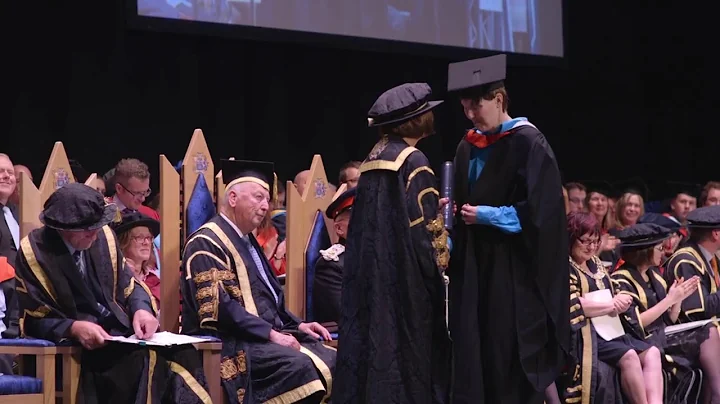 Online Learning Nursing Studies BSc Top-Up graduat...