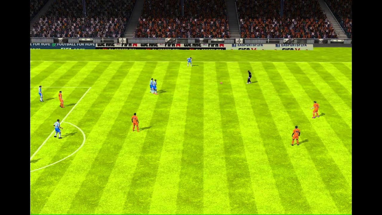 One Of The Best Free Kick Goal in FIFA 14 !!! (iPad)