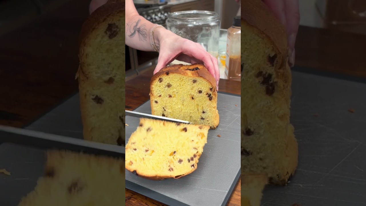 Лучший способ есть панеттоне 