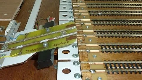 Chapter 2, the next step, assembly and testing the Fiddle Yard