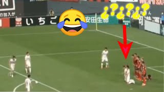 Ridiculous strategy in a free kick - J-League of Japan screenshot 4