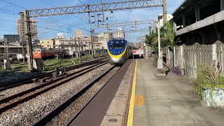 102次自強號(EMU800型代打)區間快車往七堵進入新竹站