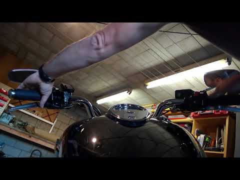 Thunderbike pipes fitted to a Triumph Thunderbird Commander, before and after Medium