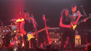 Shakira - Gordita (live Paris Bercy mardi 14 juin 2011)