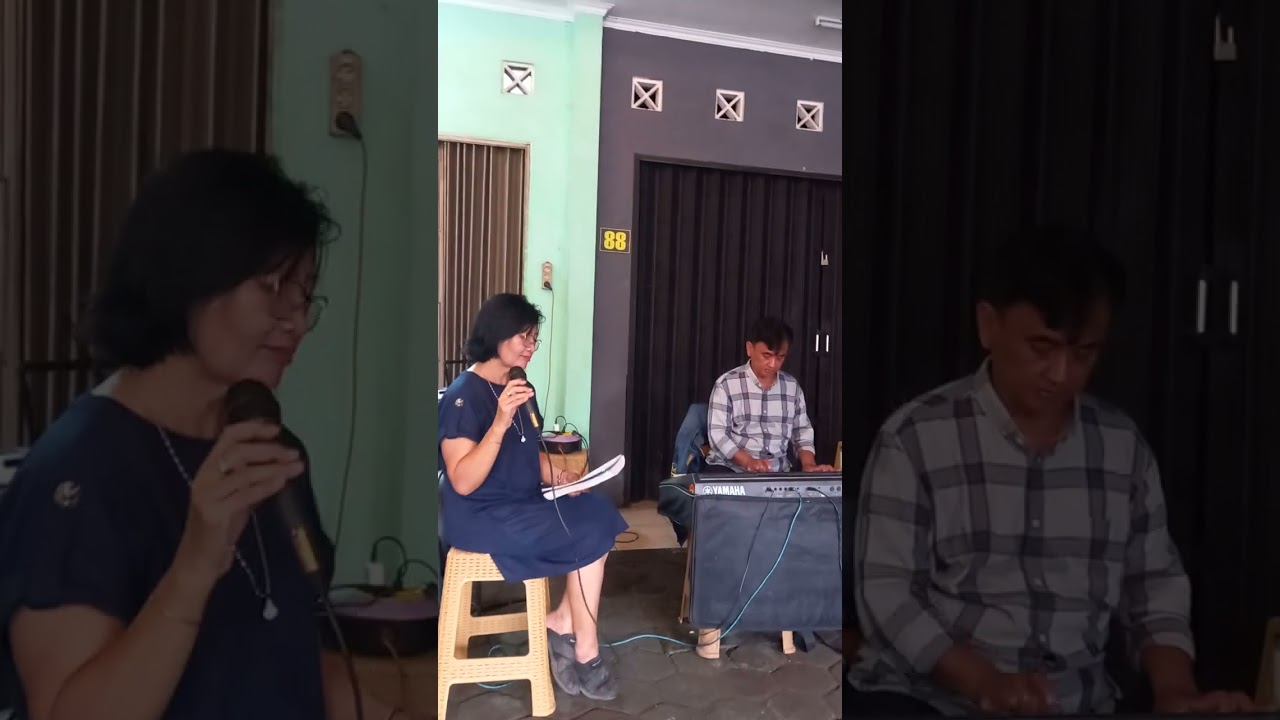 Seuntai bunga Tanda Cinta Broery Marantika. Musik Mr Sony cover Ettyk..