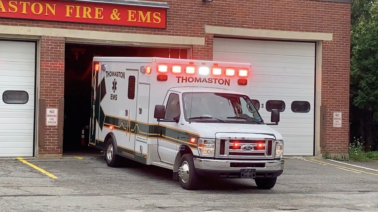 Thomaston Ambulance Responding Code 3 from Station