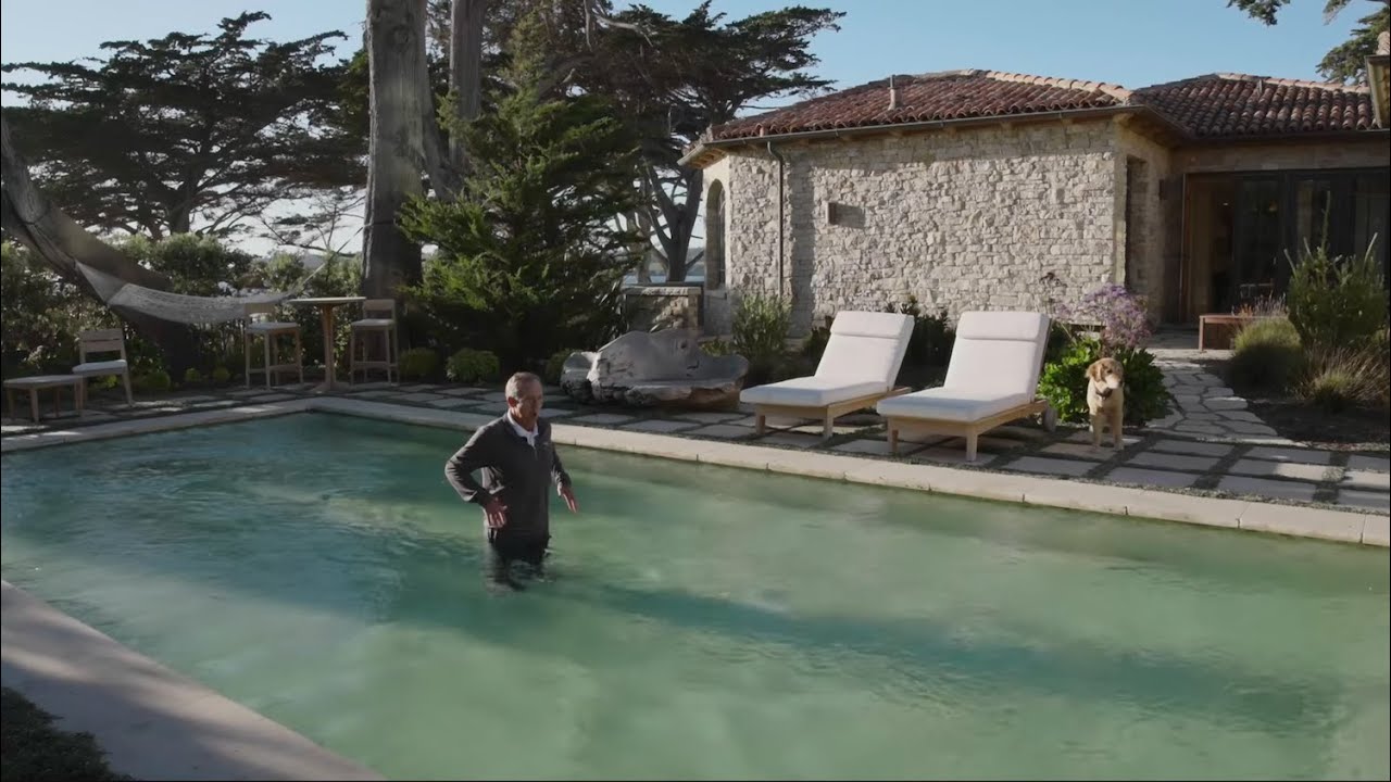 Шедевр Кармела со скрытым бассейном на живописном участке — команда Tim Allen Properties