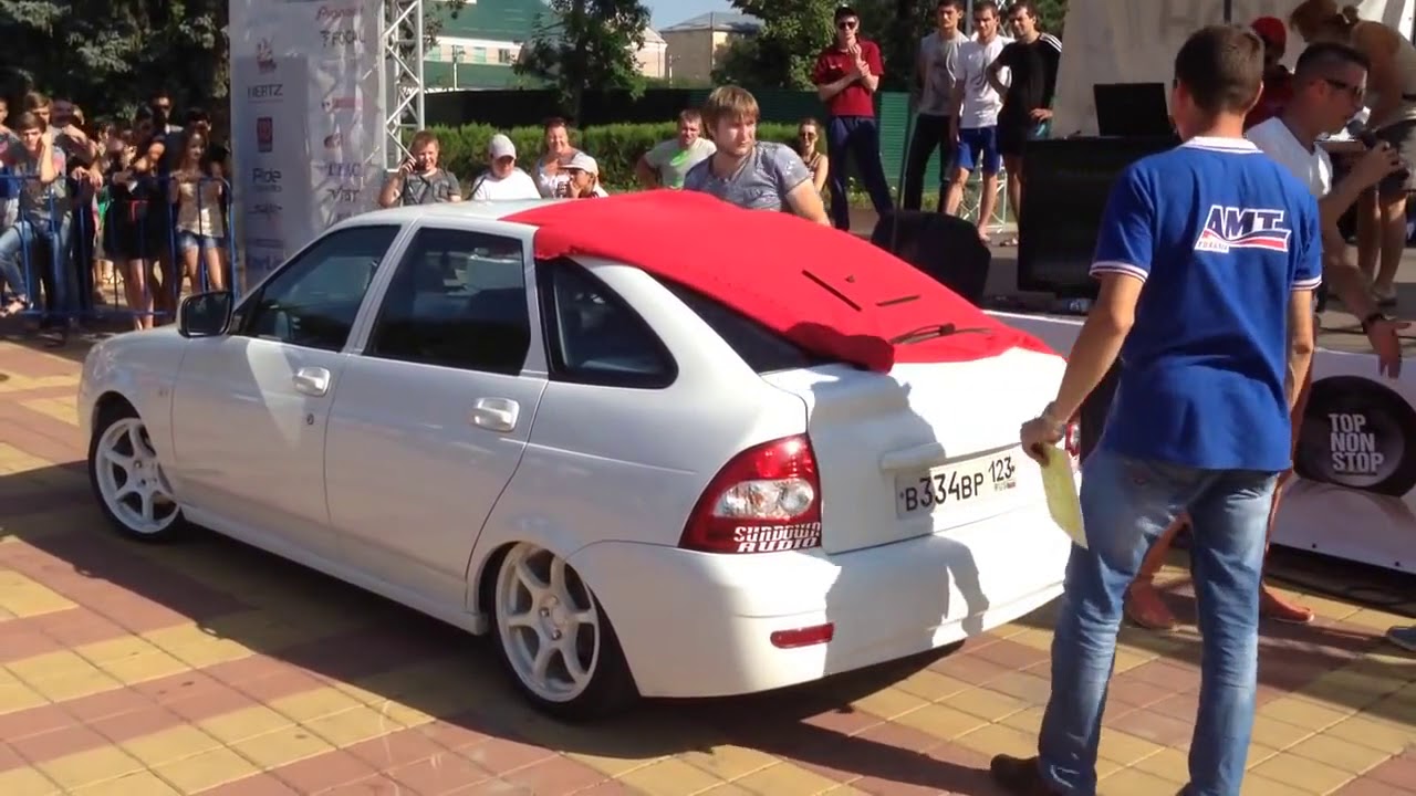 Сабвуфер на лада приора сломали дворник - YouTube