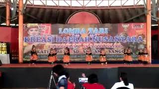 Juara 1 tari kreasi daerah tingkat nasional kategori TK (tari riau) TMII