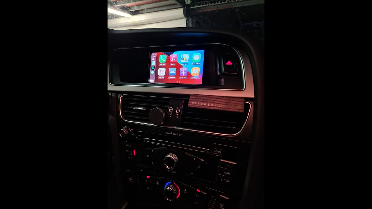 Audi A5 Apple carplay YouTube