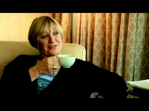 Morrissey having a cup of tea with Victoria Wood in New York.