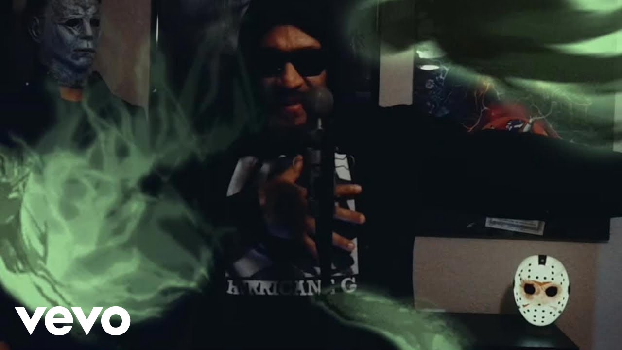 Mic Mountain - Midnight Oil ft. SeenDaDream, Thirstin Howl the 3rd