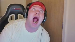 Large boy doesnt get his burger | AverageArchive