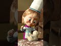 Кому фигурки из теста?🥟🥨 #Shorts #машаимедведь #ПриятногоАппетита #MashaandtheBear #тесто #фигурки