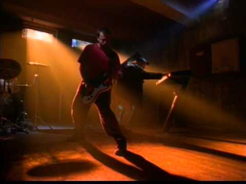 Faith No More & Boo-Yaa T.R.I.B.E. - Another Body Murdered [Official Video]