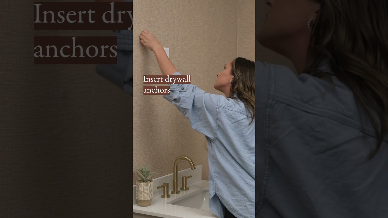 Bathroom updates made easy with Séura’s Encore Lighted Mirrors. 