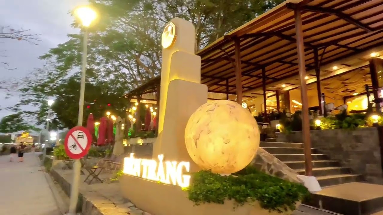 HUẾ TẾT NI AI ĐI XA VỀ CŨNG BẤT NGỜ NHIỀU CÔNG TRÌNH MỚI TOANH