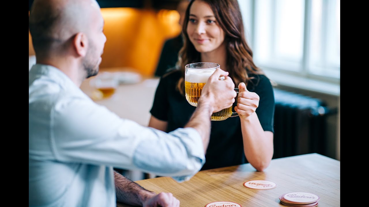 RULES OF THE CZECH PUB // DON'T FORGET TO TOAST