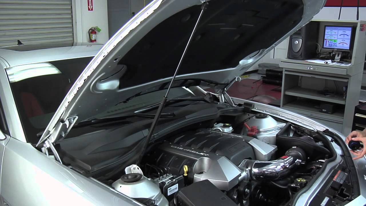 WebRidesTV 2010 Camaro Dyno Test and K&N Air Intake Installation