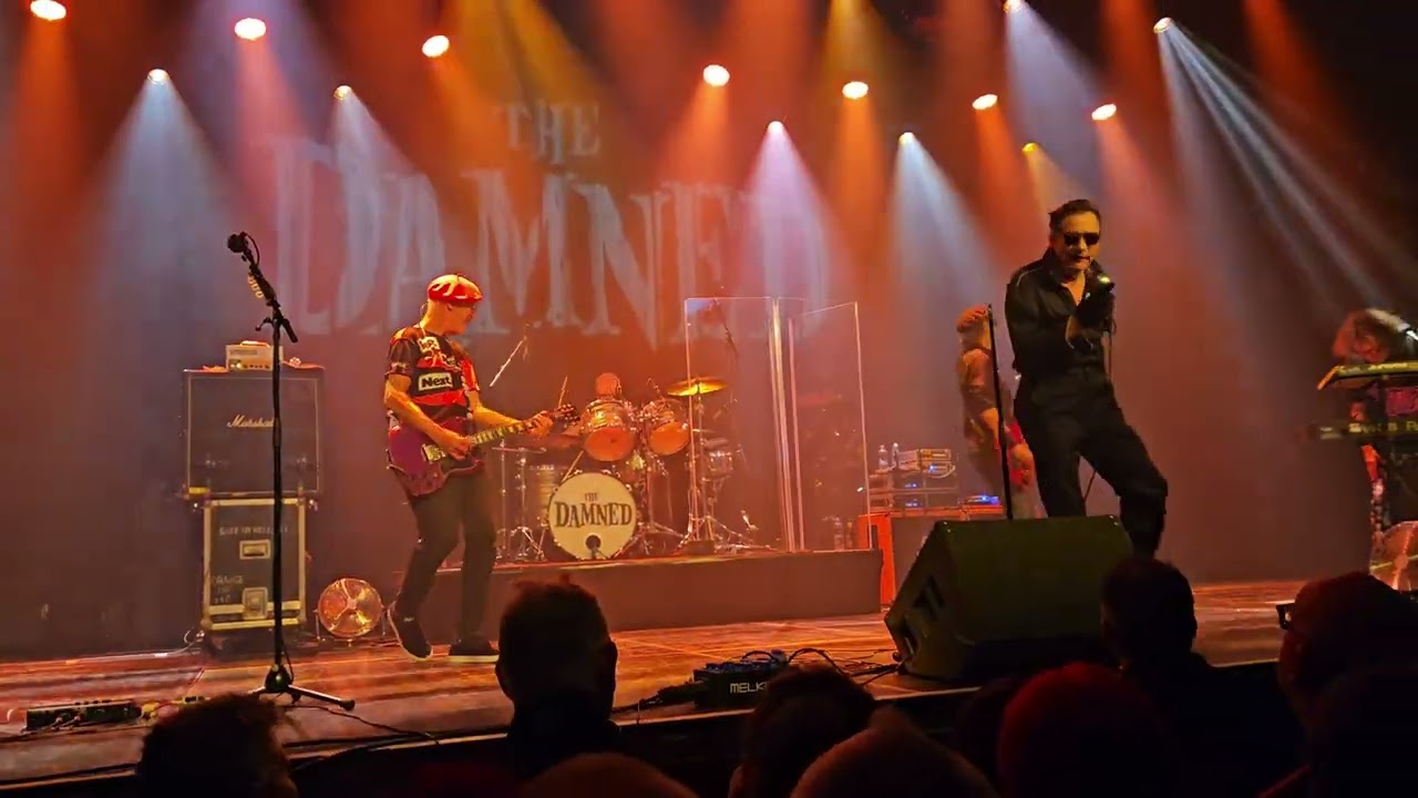 The Damned - Melody Lee 