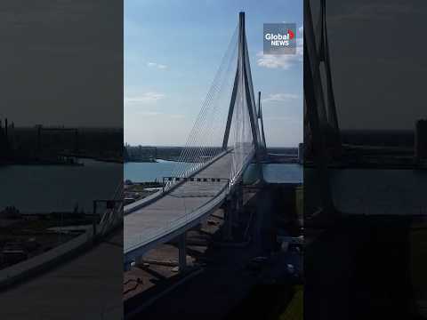 "Game-changer": Canadian minister praises namesake behind Gordie Howe International Bridge