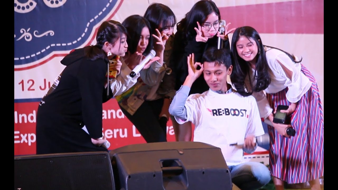 NGAKAK PARAH!!! Kelakuan fans Eve JKT48 di #JKT48Circus Purwokerto