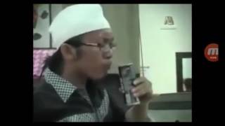 Koka Kola Coca Cola bersama Ustaz Anwar Al-Abror