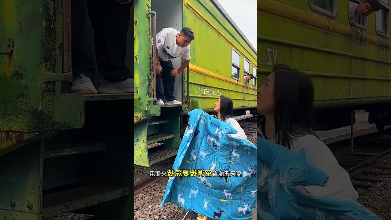 🤯After Giving the Blanket😏She Helps Him on the Train🚂