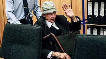 94-летнего бывшего охранника концлагеря судят за помощь нацистам