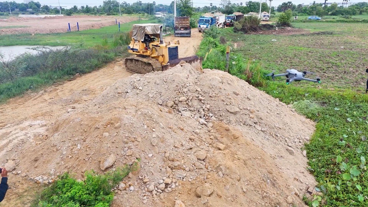 Good job!! Land Filling Using 6-Wheel Dump Trucks & KOMATSU D58E Dozer Filling Flooded Land