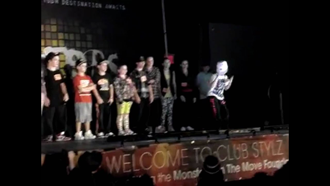 ICONic Boy - Julian DeGuzman's Intermediate Freestyle Battles - Monsters of Hip Hop 2011