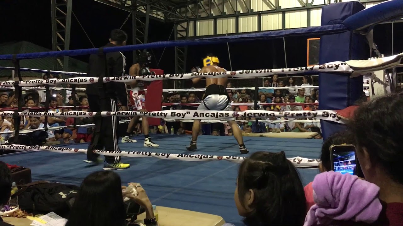 Boxing Exhibition Match Rd 3 YouTube