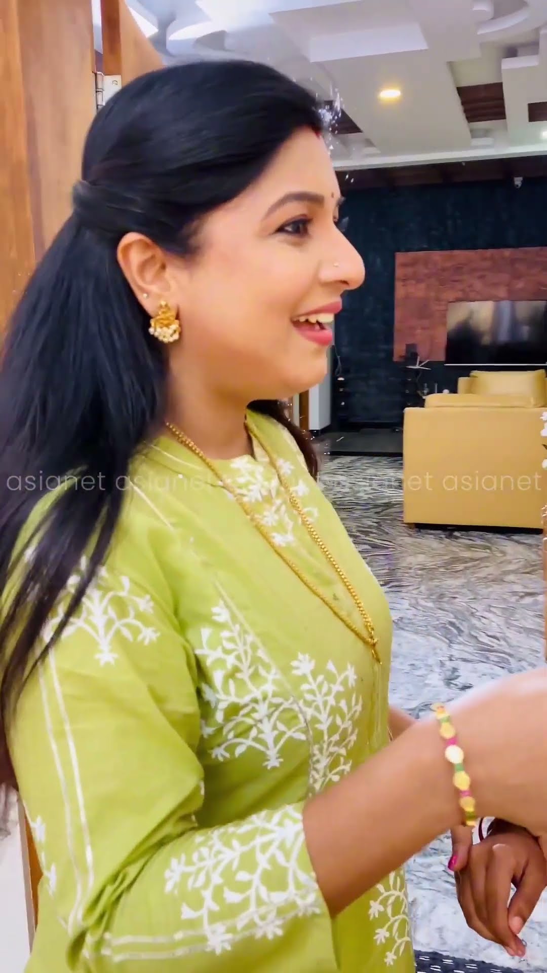 #Janaki ചേച്ചി സീരിയൽ ഒന്നും കാണാറില്ലേ ?