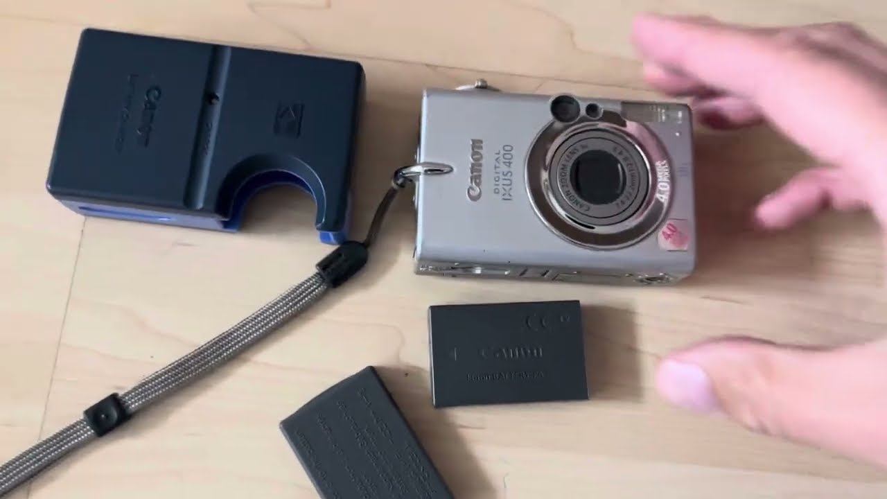 Canon IXUS400 retro digital camera compact device accessories