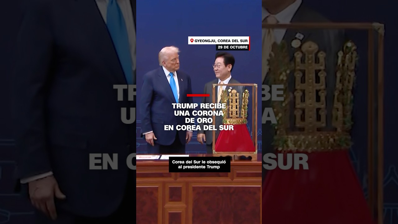 Трампу вручили золотой венок в Южной Корее