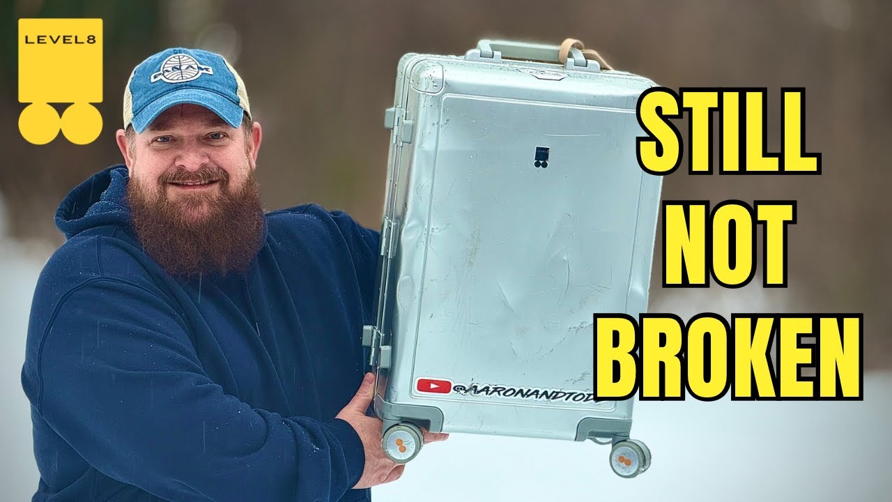 Мы пытались сломать этот чемодан два года, и он до сих пор не сломался.