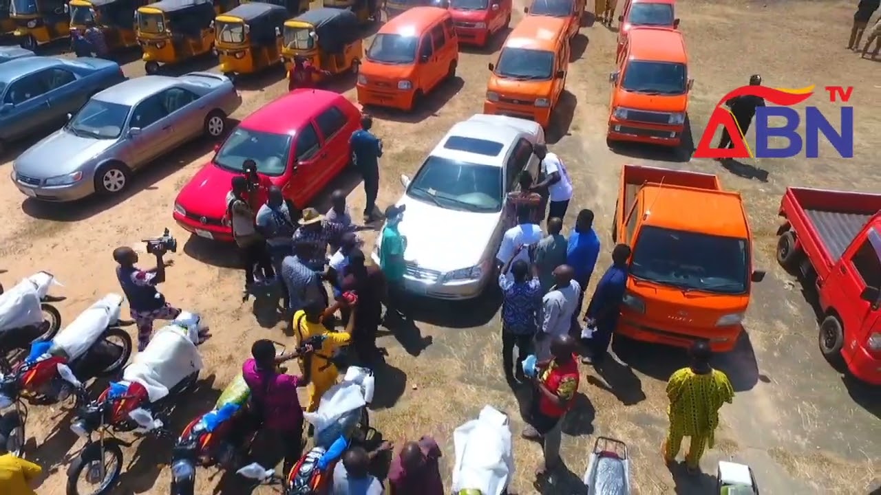 Hon. Amobi Ogah Empowers Isuikwuato/Umunneochi Federal Constituency With Over N400M Worth Of Items