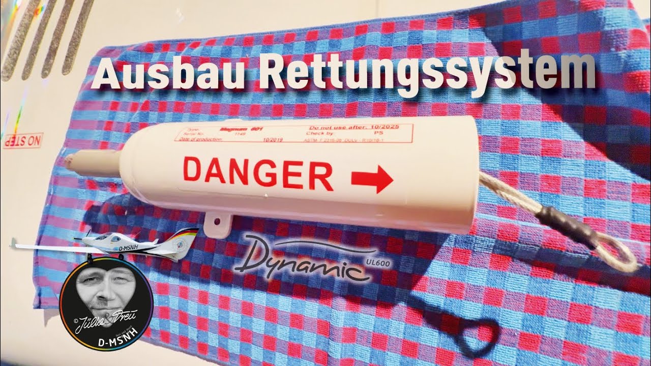 Ausbau des Rettungssystem eines Ultralight zur Revision.