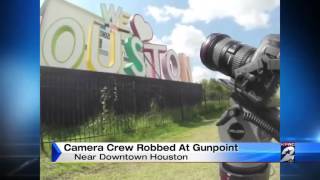 Thief  Face Caught On Video After Robbing  Camera Crew!