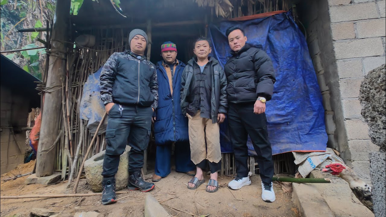 Tặng quà tết cho ông Mí Pó Hoàn cảnh khó khăn ở xéo lủng cực bắc hà giang 